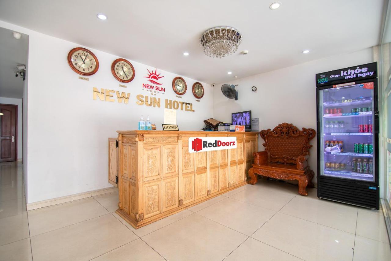 Reddoorz Plus New Sun Hotel Хошимин Экстерьер фото