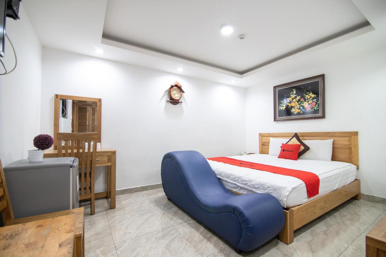 Reddoorz Plus New Sun Hotel Хошимин Экстерьер фото