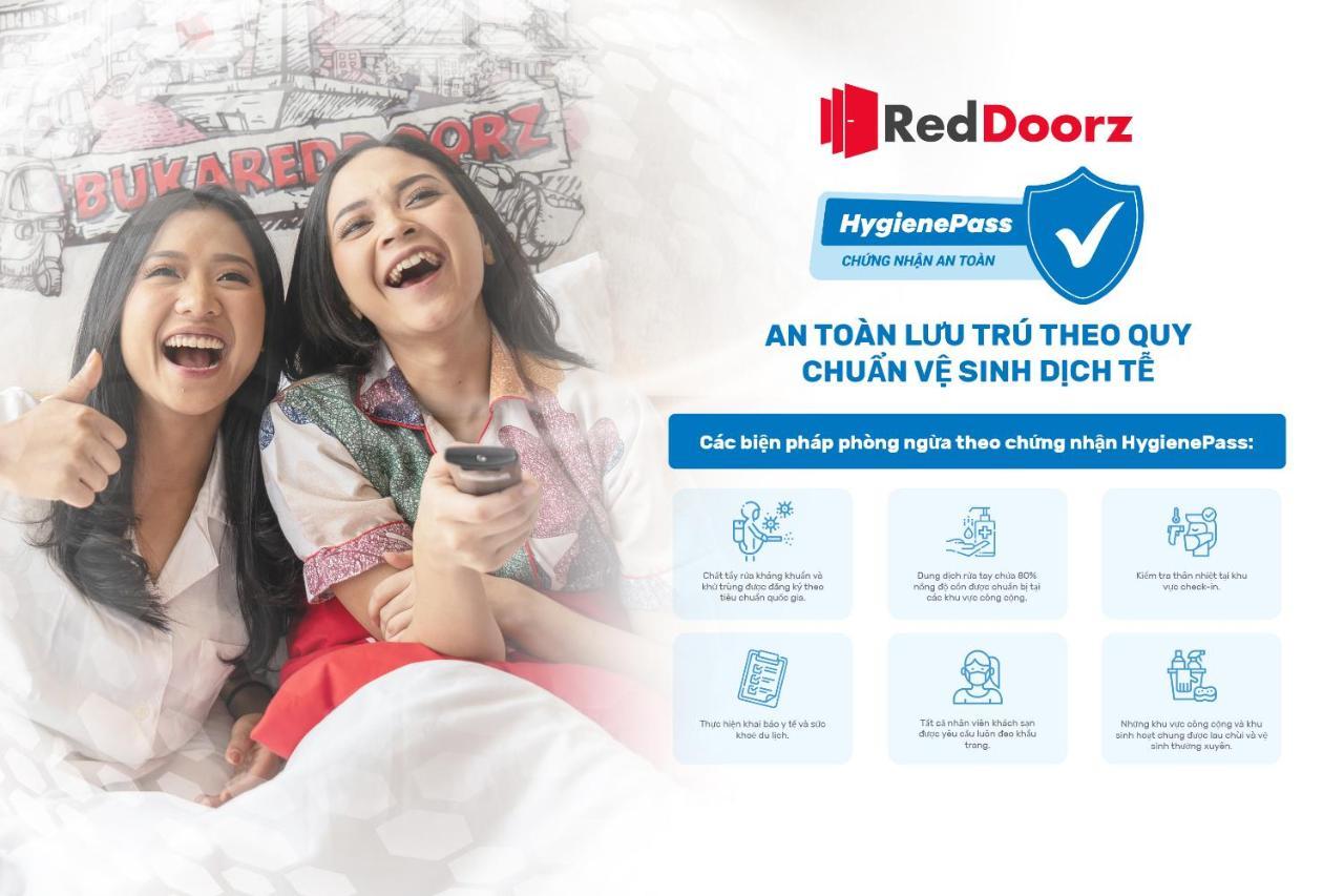 Reddoorz Plus New Sun Hotel Хошимин Экстерьер фото